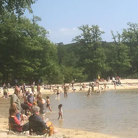 Maison Ensoleillee - Semesterbostad Gesnes-le-Gandelin